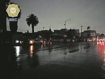 Las lluvias dejan a oscuras colonias de tres alcaldías