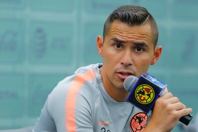 'Piojo' tiene nivel para dirigir fuera de México: Aguilar