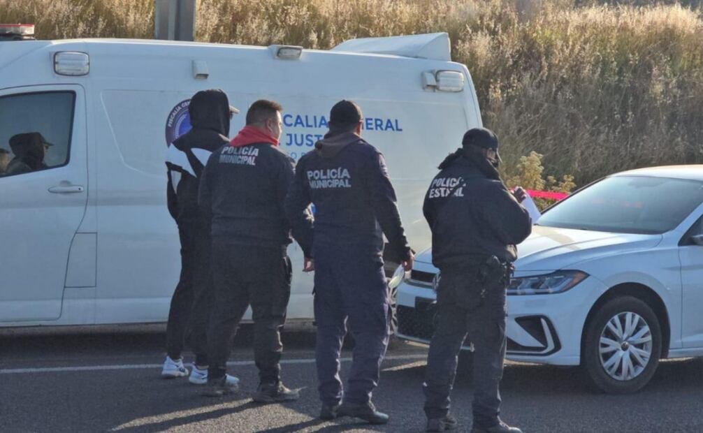 Elementos de seguridad recogen el cuerpo (20/11/2025). Foto: Especial