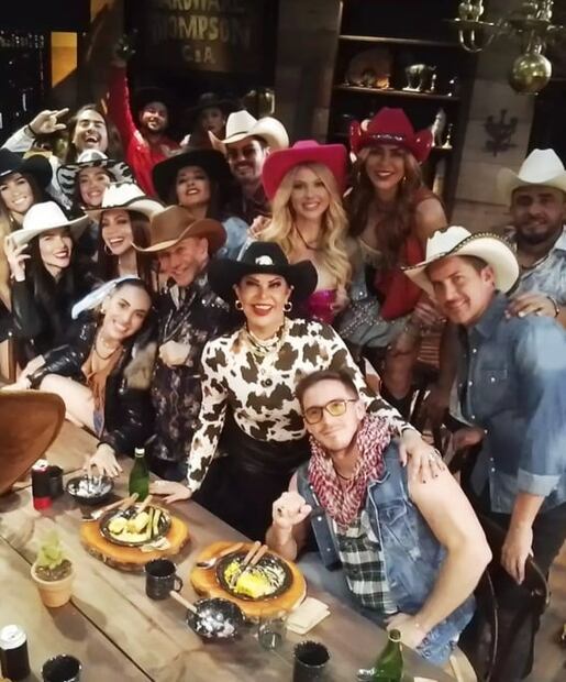 Aylín Mujica llora el rechazo de Arturo Carmona, ¿lo flechó integrante de “Acapulco Shore”?