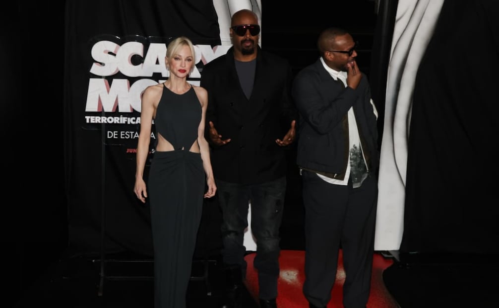 Anna Faris, Marlon Wayans y Shawn Wayans, elenco de "Scary Movie terroríficamente incorrecta", convivieron con fans de la saga en un cine ubicado en plaza Antara en Polanco. FOTO: CARLOS MEJIA/EL UNIVERSAL