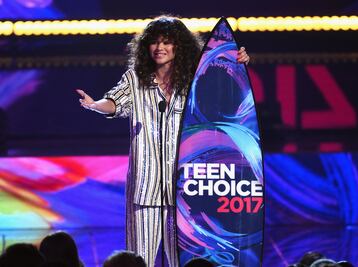 Premian a superhéroes en los Teen Choice Awards