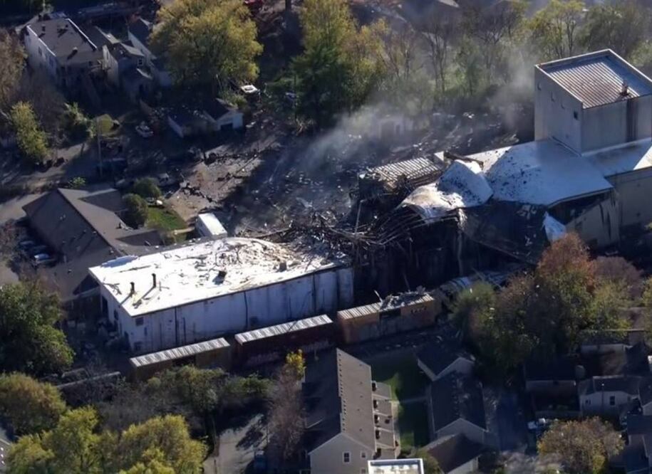 Al menos 11 empleados hospitalizados tras una explosión en una empresa en Louisville, Kentucky, 12 de noviembre de 2024. Foto: Especial