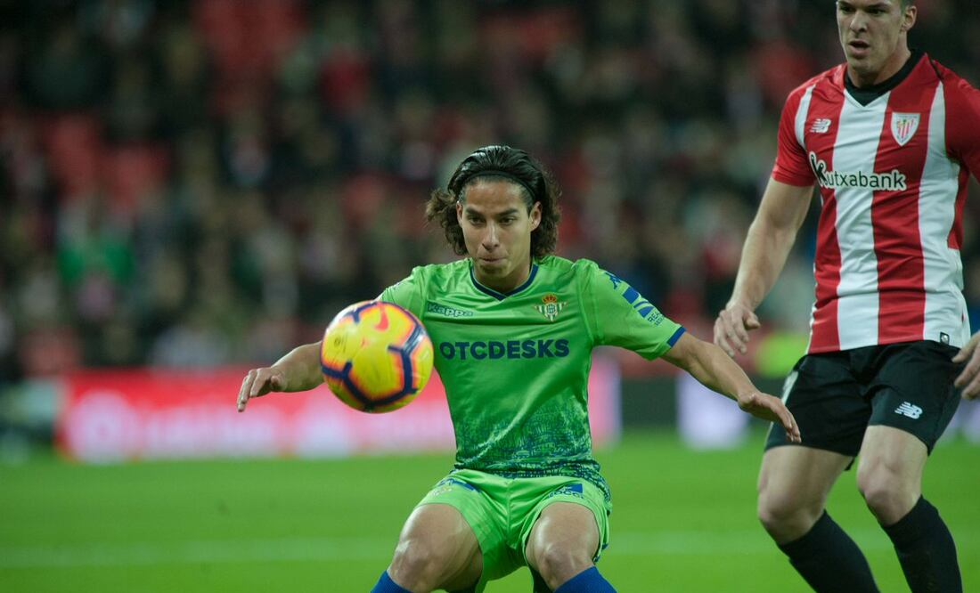 El mexicano jugó 75 minutos en la derrota del Betis | Foto: Agencias