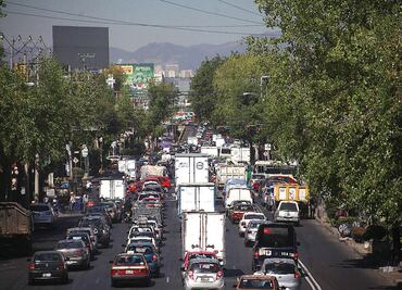 Este jueves 22 de agosto no circulan automóviles con engomado verde