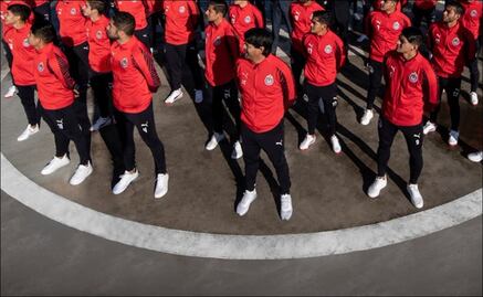 Chivas se luce con su foto oficial para el Clausura 2019
