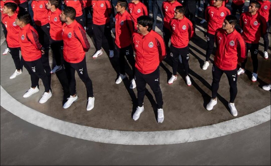 Fotografía para el nuevo torneo. Foto: @Chivas