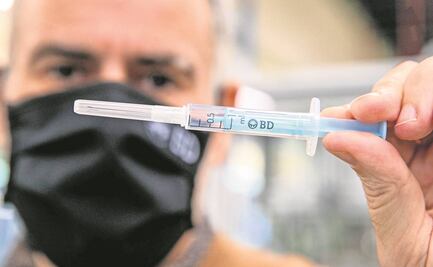 Vacuna de Moderna contra Covid-19 genera inmunidad de tres meses, revela estudio