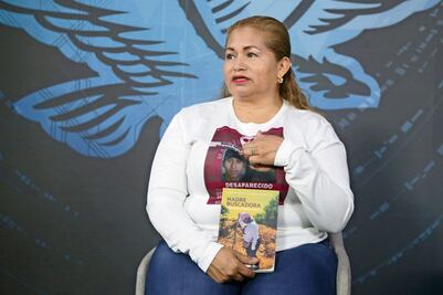 Ceci Flores: “pactar con narco, más fácil que tener ayuda del gobierno” 