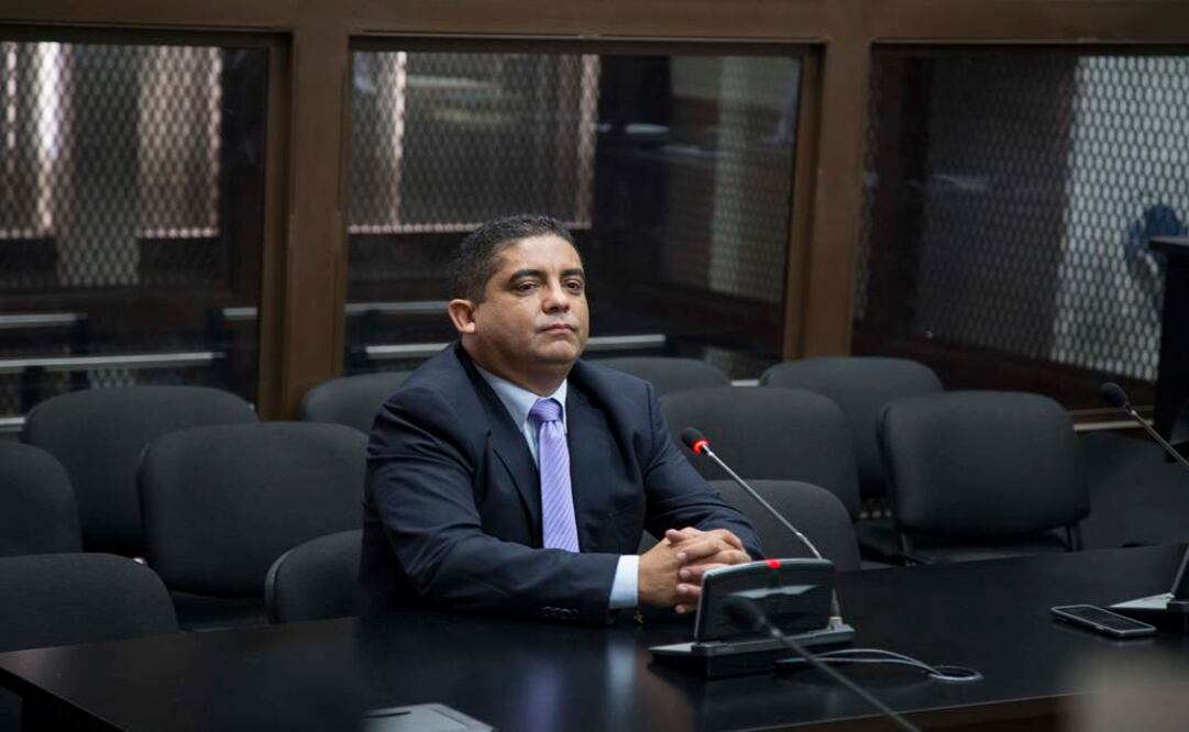 El ex secretario privado de la Vicepresidencia de Guatemala, compareció ante el juez Miguel Ángel Gálvez. (Foto: AP)