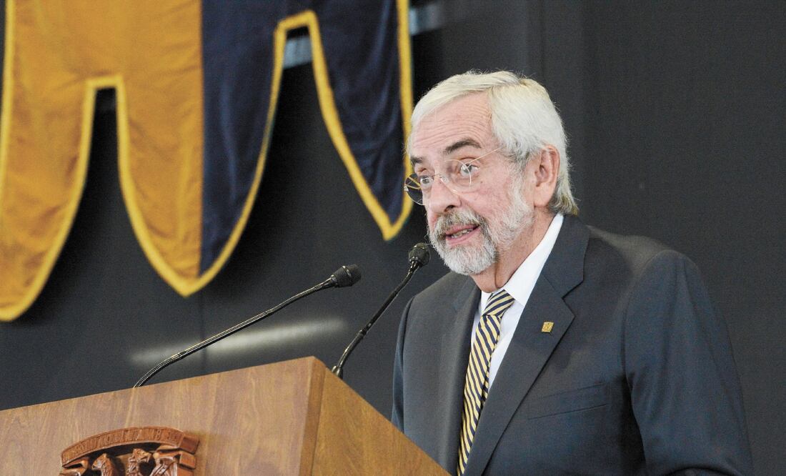 El rector de la UNAM, Enrique Graue, denunció que un diputado de Morena trató de promover la ley y exigió respeto irrestricto a la autonomía universitaria. ARCHIVO EL UNIVERSAL