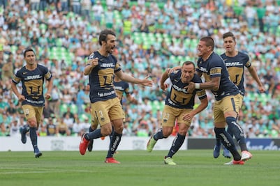 Pumas se impone de visita a Santos y se mete a zona de clasificación