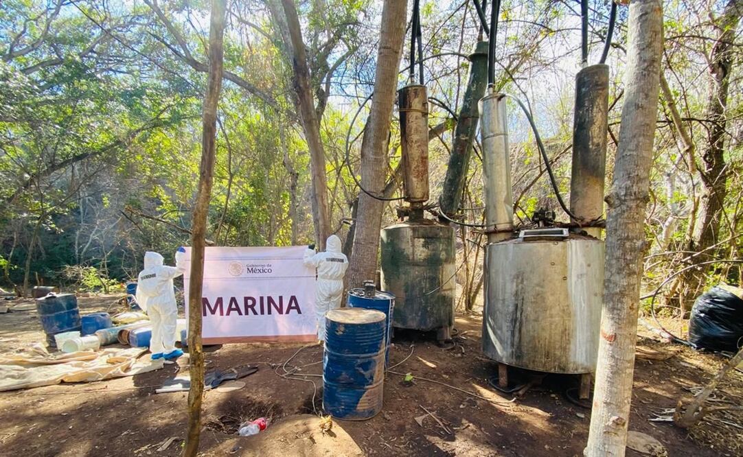 El narcolaboratorio fue localizado y neutralizado en inmediaciones de la localidad de Corral Viejo, municipio de Culiacán, Sinaloa. Foto: Secretaría de Marina