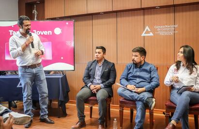 Con la "Tarjeta Joven", gobierno de Hidalgo busca fortalecer y capacitar a jóvenes en temas financieros