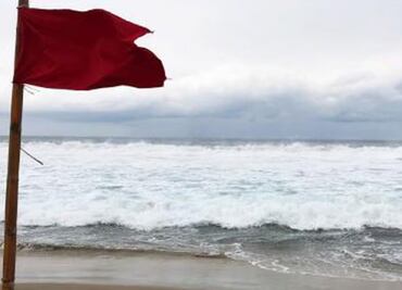 Alertan a turistas de Mazatlán por presencia de mar de fondo; se esperan olas de hasta 2 metros de altura