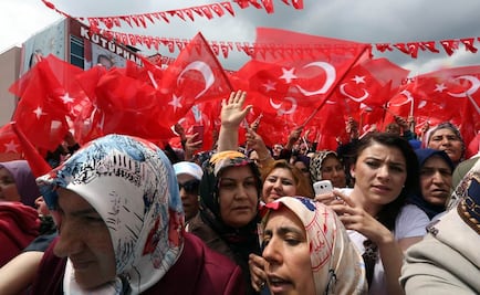 Turquía: Atentan con explosivos en mitin electoral; hay heridos