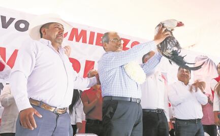 Jiménez Merino... cobijado por Marín