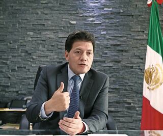 PRI, PAN y PRD piden aplazar temas políticos y electorales