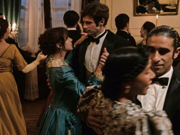 El espíritu rebelde del pasado renace en la serie "Como agua para chocolate"