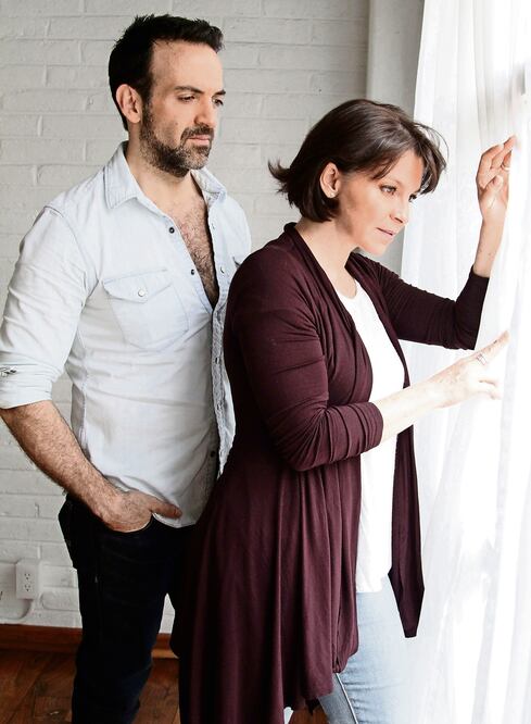 Los actores interpretan a una pareja que se muda para cumplir sus sueños (CARLOS MEJÍA. EL UNIVERSAL)