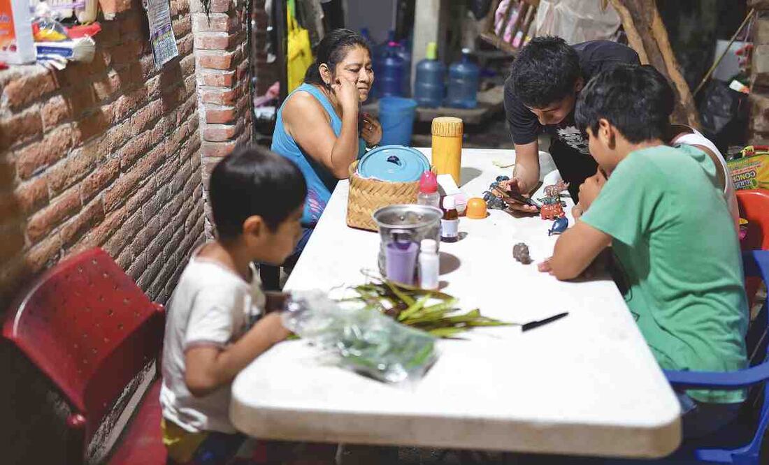 En la familia Santiago, de Guerrero, hay temor de las deportaciones, pues viven de las remesas. Foto: Salvador Cisneros | El Universal (17/01/2025)