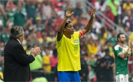 Ronaldinho celebra su regreso a México y dedica emotivas palabras a la afición: "Viven en mi corazón"