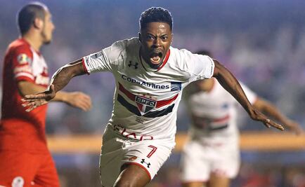 Sao Paulo arrasa en casa al Toluca