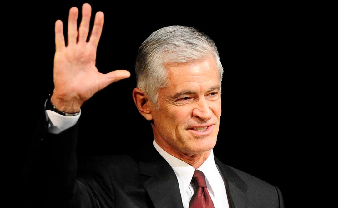 Nacido en 1948 en Syracuse (Nueva York), pronto se trasladó a vivir a Massachusetts, donde se graduó en Historia del Arte, en el Dartmouth College, y estudió Ciencias Políticas. FOTO: AP.