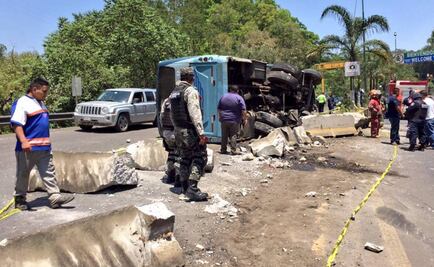 Deja 11 heridos accidente de autobús en Coatepec-Xalapa