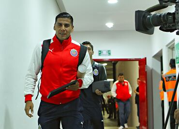 Carlos Salcido, el afectado por la indisciplina en el Guadalajara