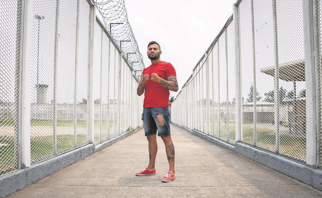 El boxeador Luis Coto Vidales asistió al Centro Varonil de Readaptación Social de Santa Martha Acatitla para entrevista. Fotos: Gabriel Pano/ El Gráfico