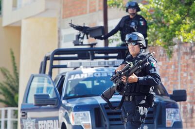 Recupera PF cargamento de amoniaco en Sinaloa