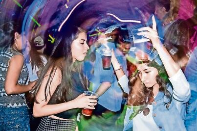 Sin atención, consumo de alcohol en jóvenes