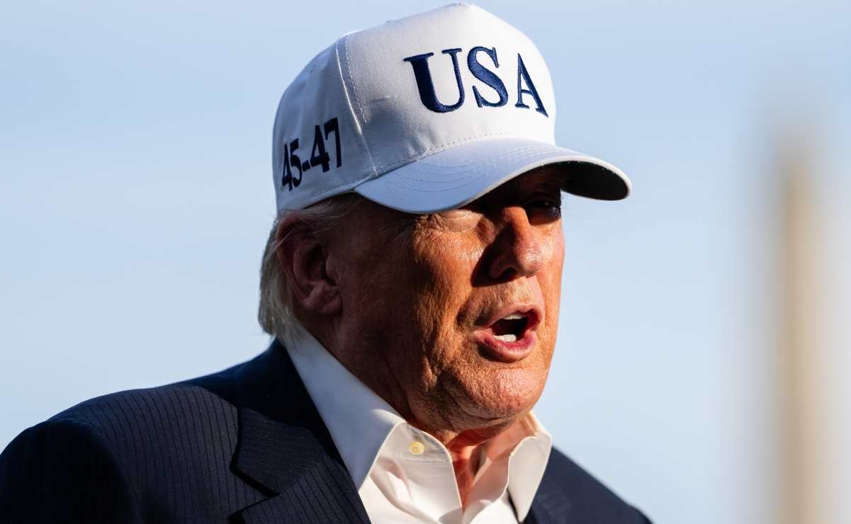 Trump asegura que mantiene 
