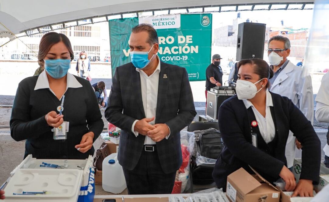 El gobernador supervisó la primer jornada de vacunación de 5 mil adultos mayores, cuyo primer apellido comienza con la letra “A". Foto: Twitter @MartinOrozcoAgs