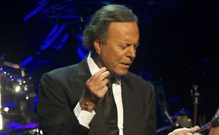 Julio Iglesias contrata abogado para enfrentar denuncia por abusos sexuales