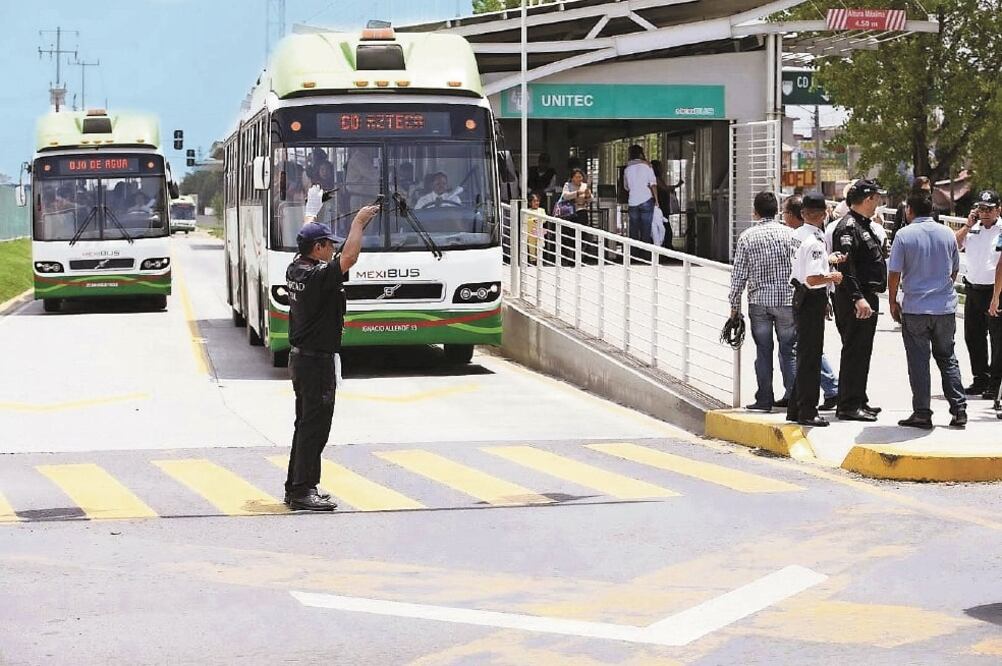 Expertos afirman que la Línea 1, que corre de Ojo de Agua, en Tecámac a Ciudad Azteca, en Ecatepec, redujo hasta 50% los tiempos de traslados. Foto: ARCHIVO EL UNIVERSAL