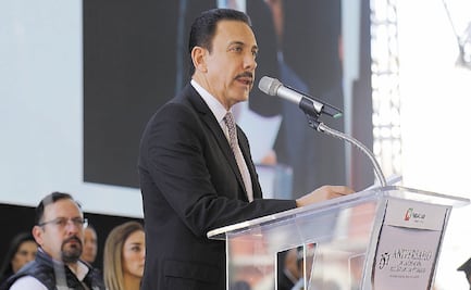 Omar Fayad da positivo en prueba de Covid-19