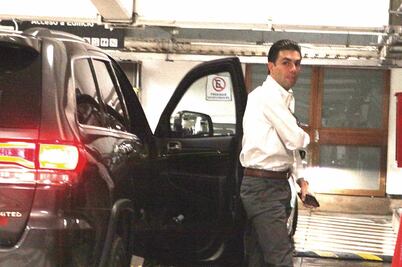 Diputados dejan el Metro; vuelven a las camionetas