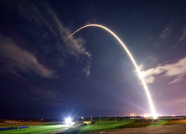SpaceX ya tiene al primer turista que viajará a la Luna
