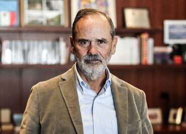 Gobierno gastó fondos de reserva y busca desesperadamente dinero "en los cajones de la abuela": Gustavo Madero