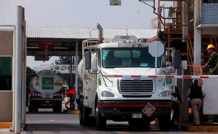 Petróleo mexicano se recupera 7%; se cotiza a 17.89 dólares el barril