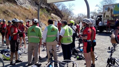 Cruzan ciclistas franceses territorio oaxaqueño en una semana