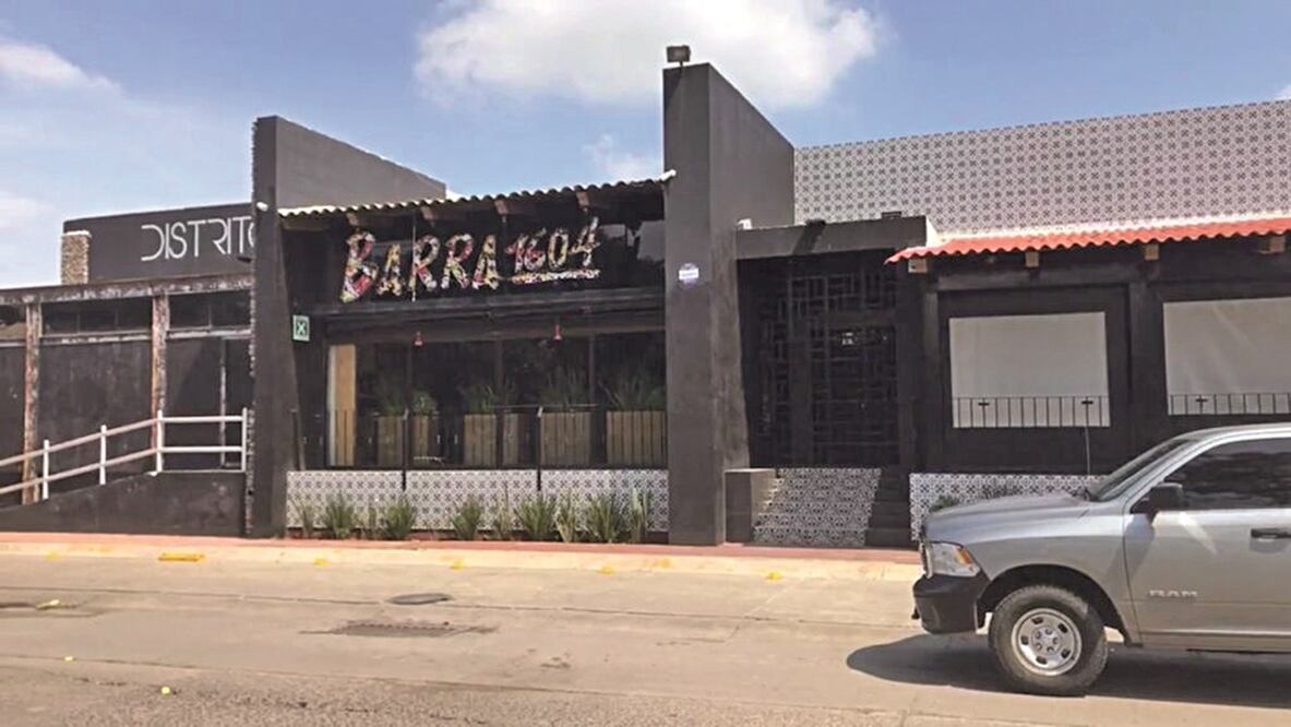 La bomba que estalló afuera del restaurante bar Barra 1604 tuvo precisión milimétrica para asesinar a sus objetivos, señaló un experto. Foto: Especial