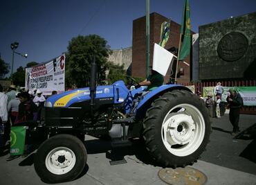 Van 2 horas de afectación vial en San Lázaro