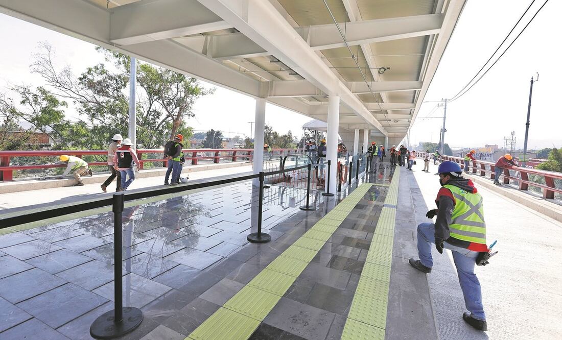 El Trolebús Elevado Ermita-Iztapalapa tiene una longitud de 7.4 kilómetros para nueve estaciones intermedias y dos terminales. Foto: Berenice Fregoso/ EL UNIVERSAL