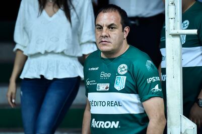 Cuauhtémoc respalda al "Chicharito" y revienta al 'Piojo' Herrera