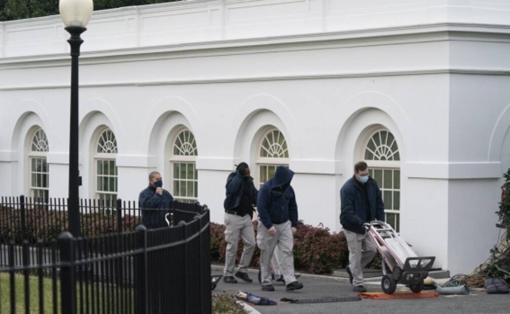 Llega camión de mudanzas a la Casa Blanca; imagen se viraliza en redes