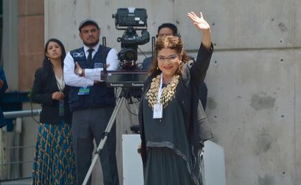 Clara Brugada acompaña a Sheinbaum en entrega de constancia como presidenta electa