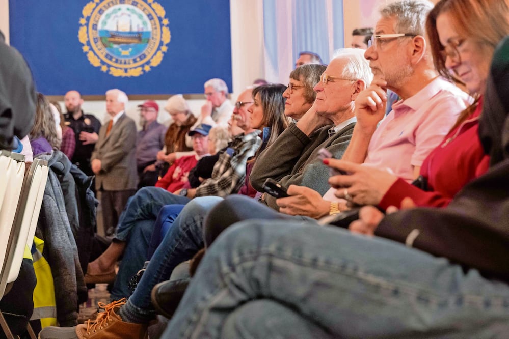 Asistentes a un evento de Nikki Haley, exgobernadora de Carolina del Sur y exembajadora ante Naciones Unidas, en New Hampshire, el martes pasado. Foto: Spencer Platt | AFP